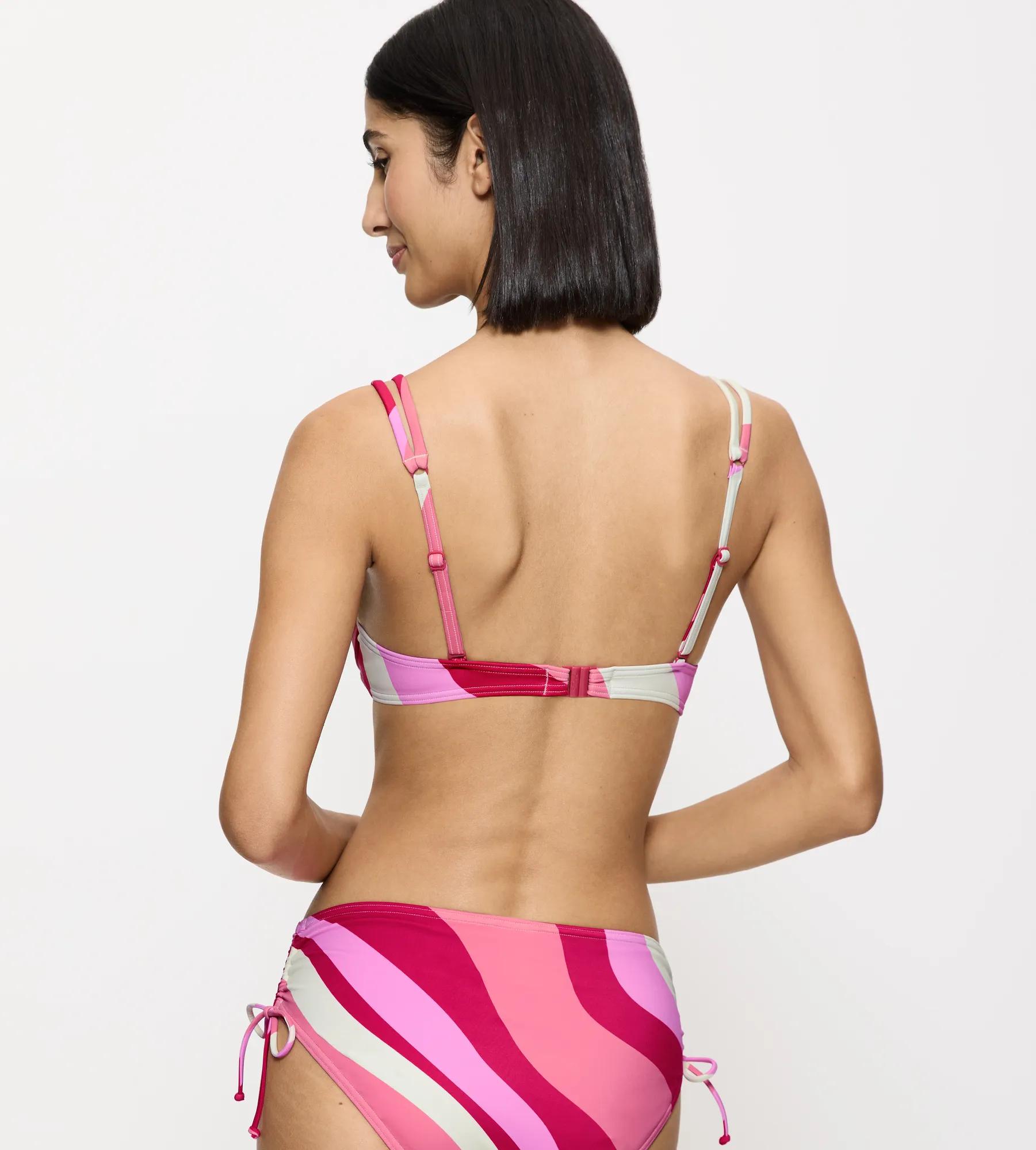 Бюстгальтер от купальника