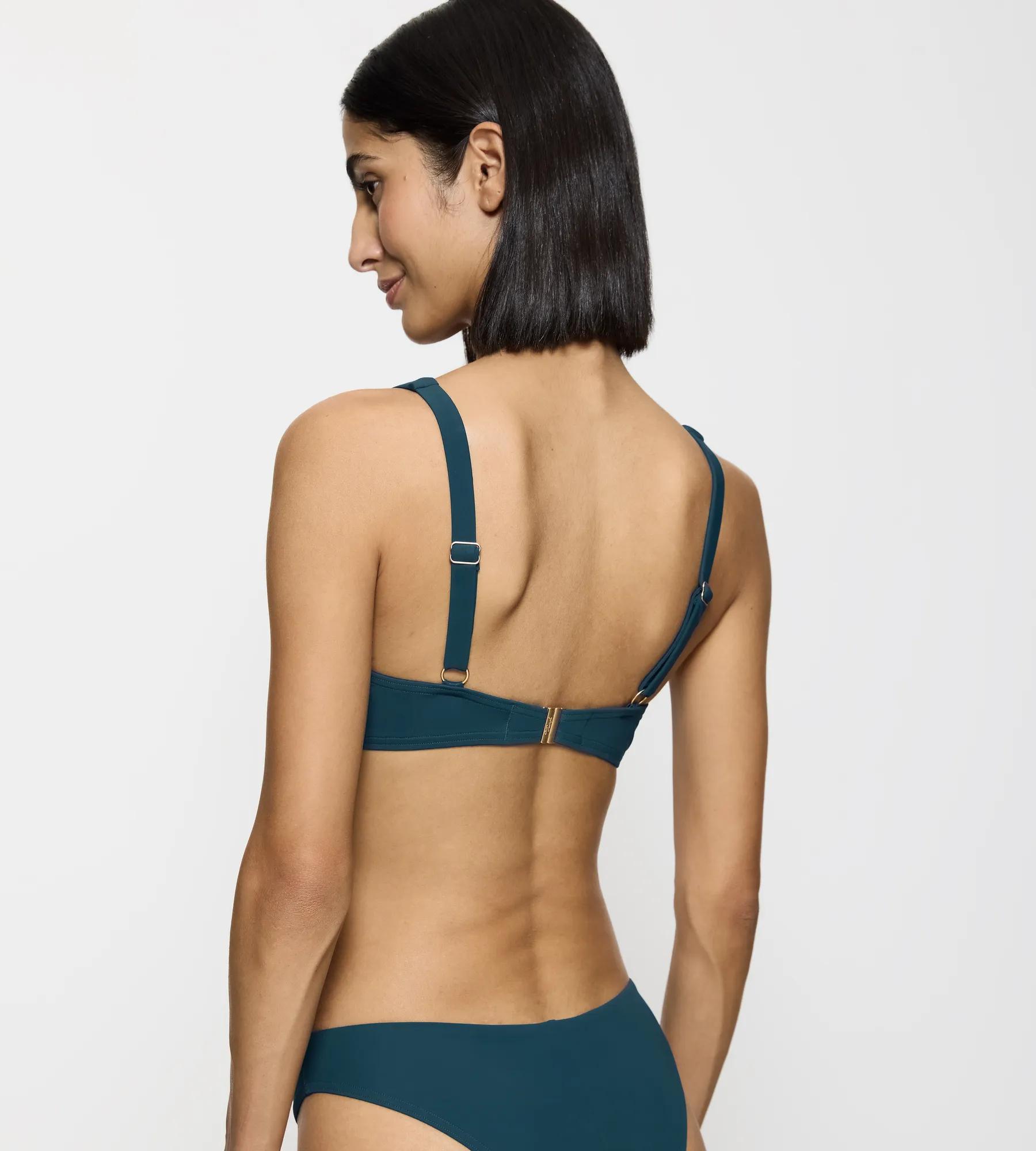 Бюстгальтер от купальника