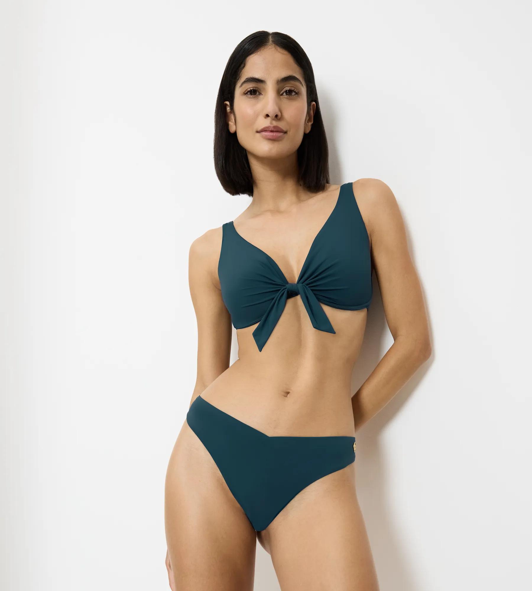 Бюстгальтер от купальника