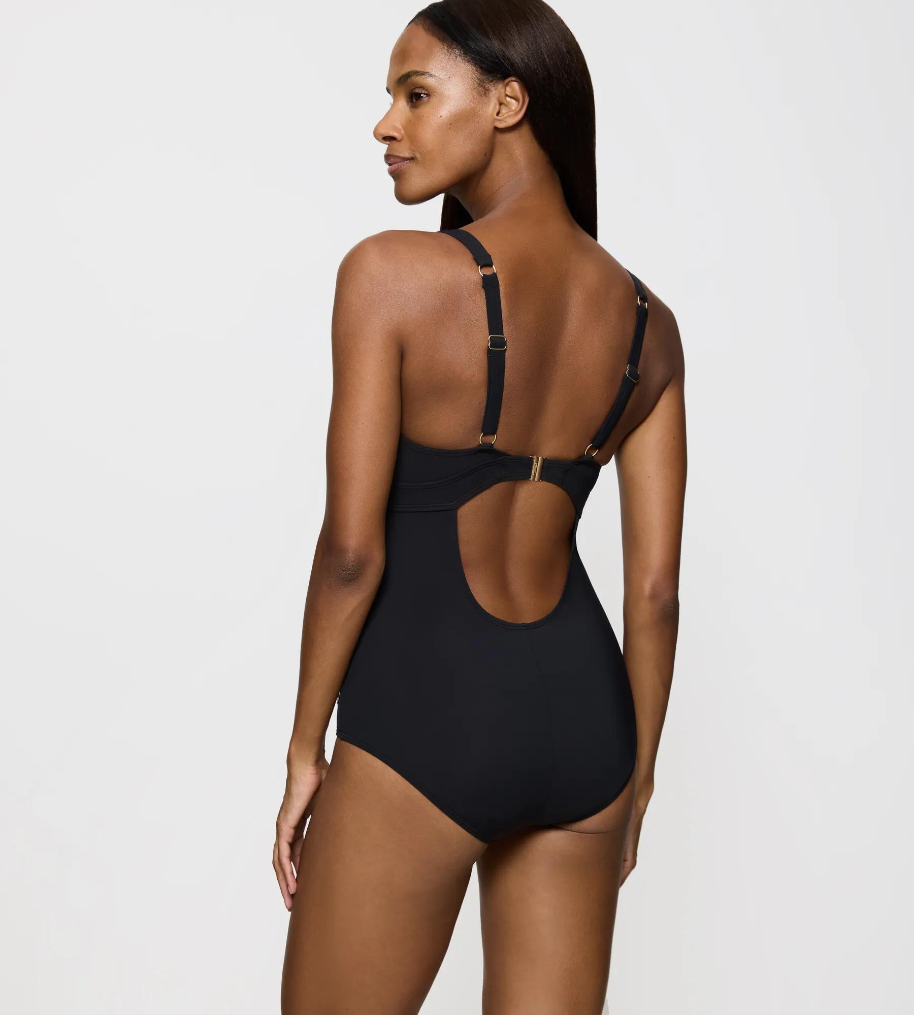 Купальник цельный