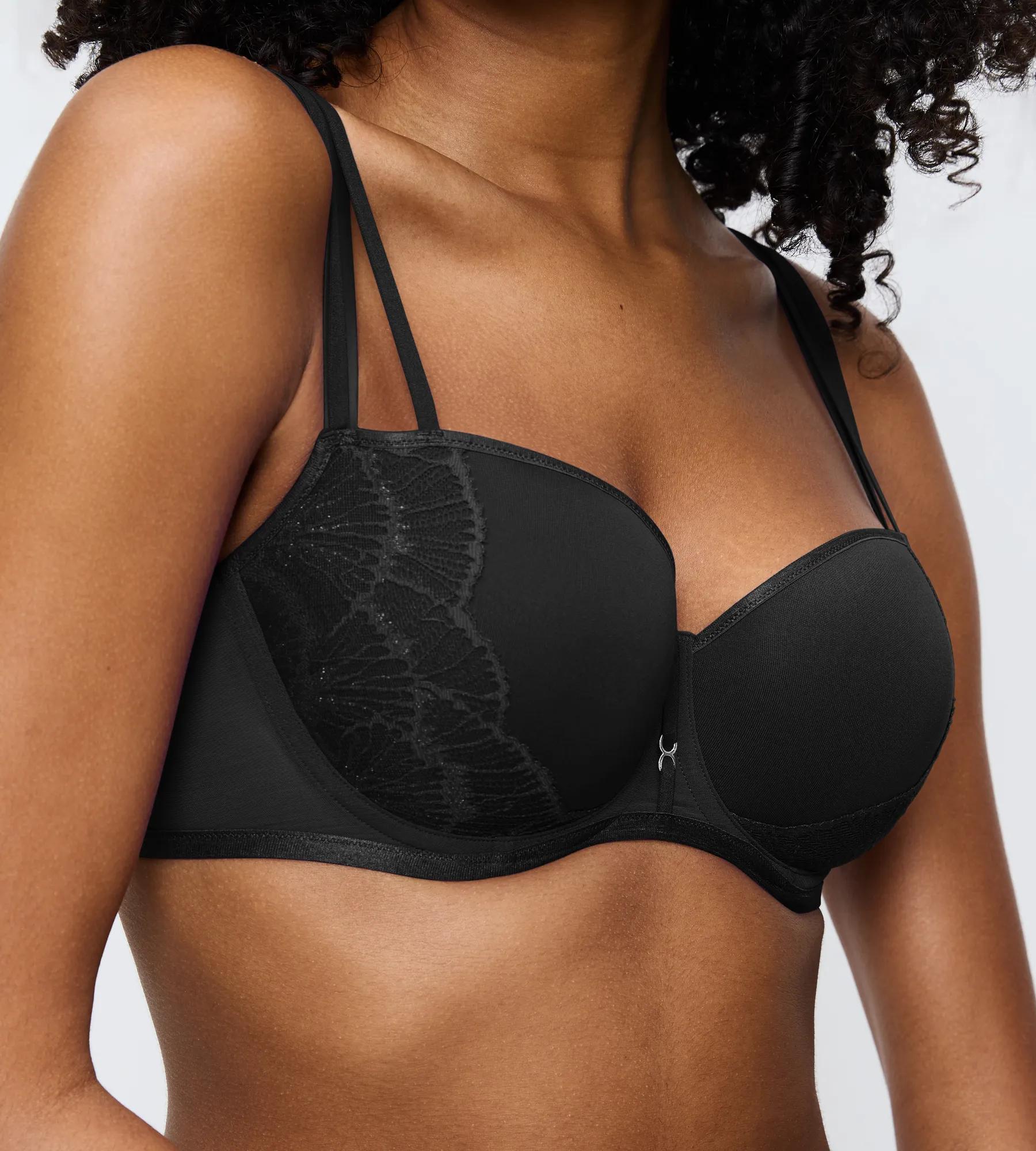 Бюстгальтер с косточками с плотными чашками