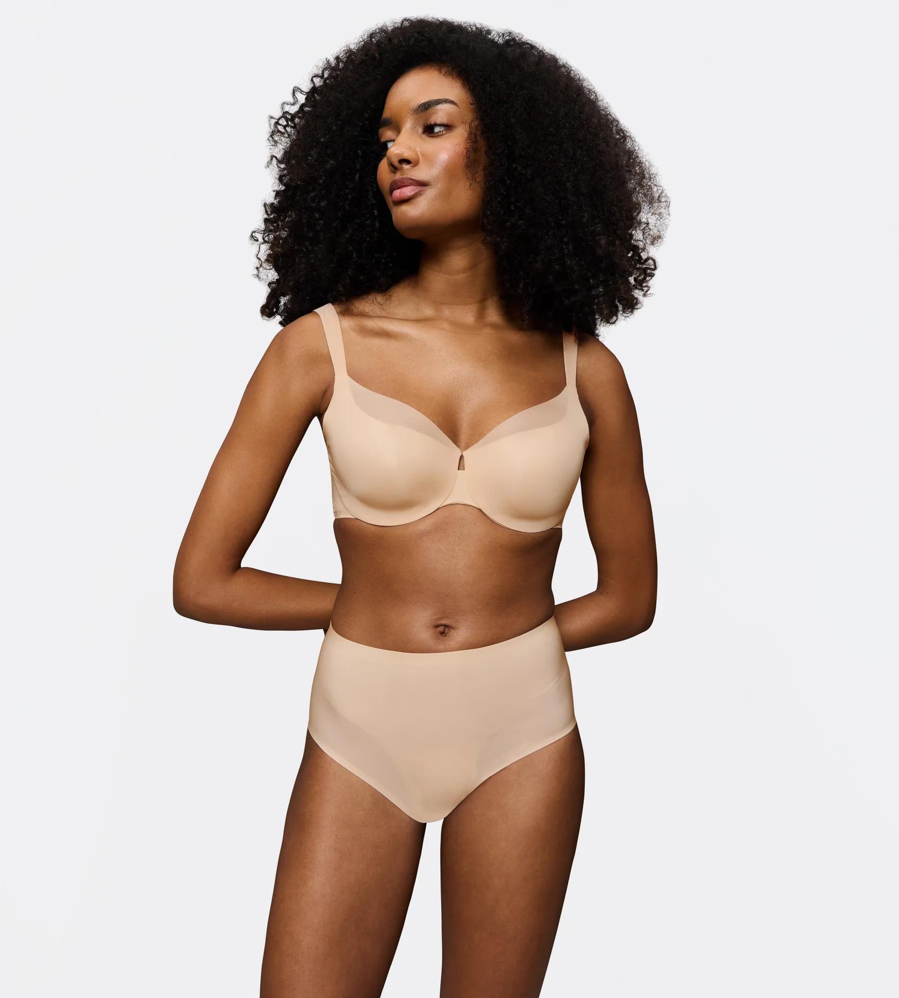 Бюстгальтер с косточками с мягкими чашками