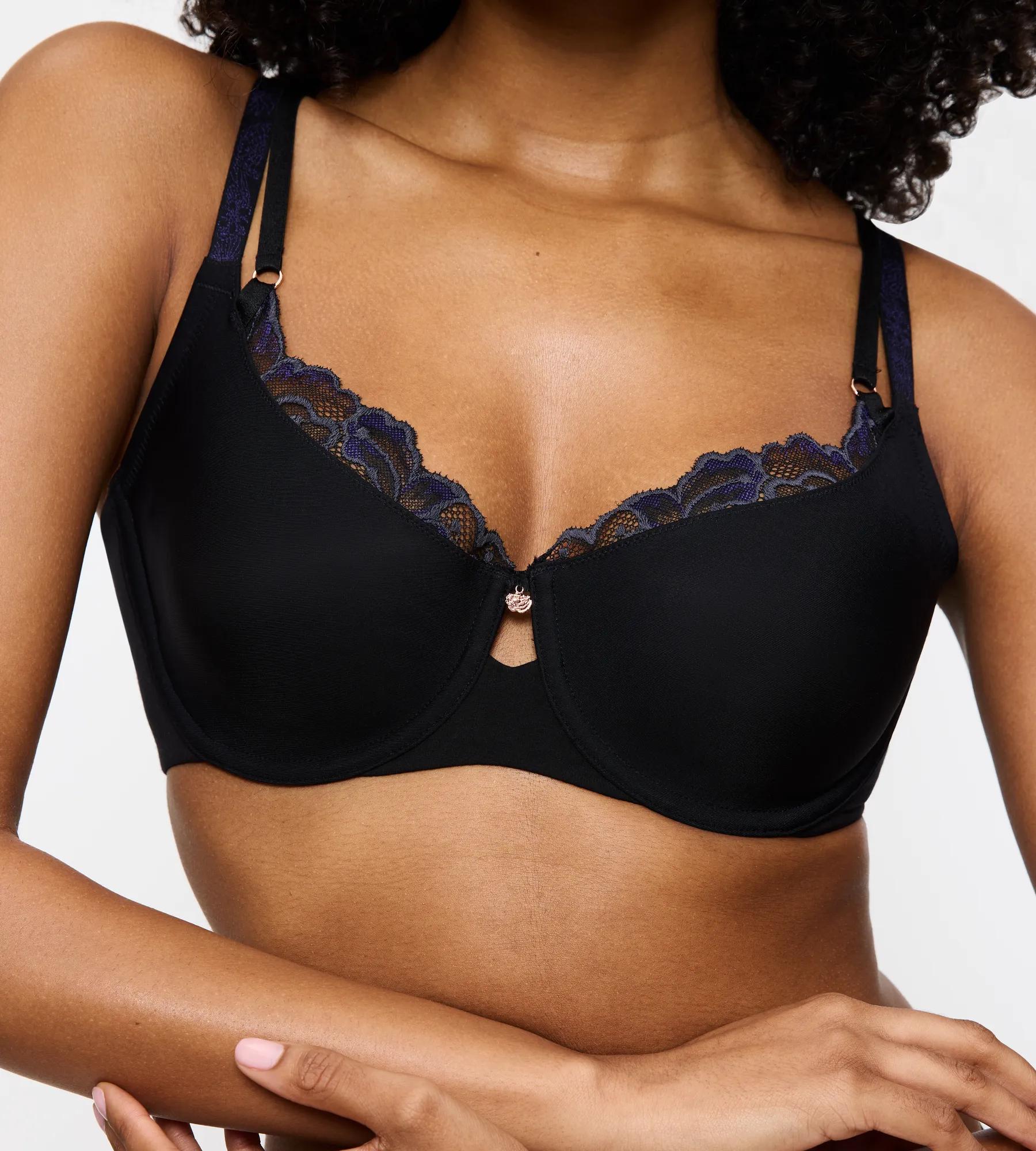 Бюстгальтер - минимайзер с косточками с мягкими чашками