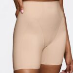 BMU ILLUSION СURVE BMU ILLUSION СURVE HW SHORT Бежевый