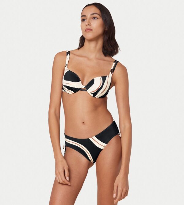 SUMMER ALLURE SUMMER ALLURE
