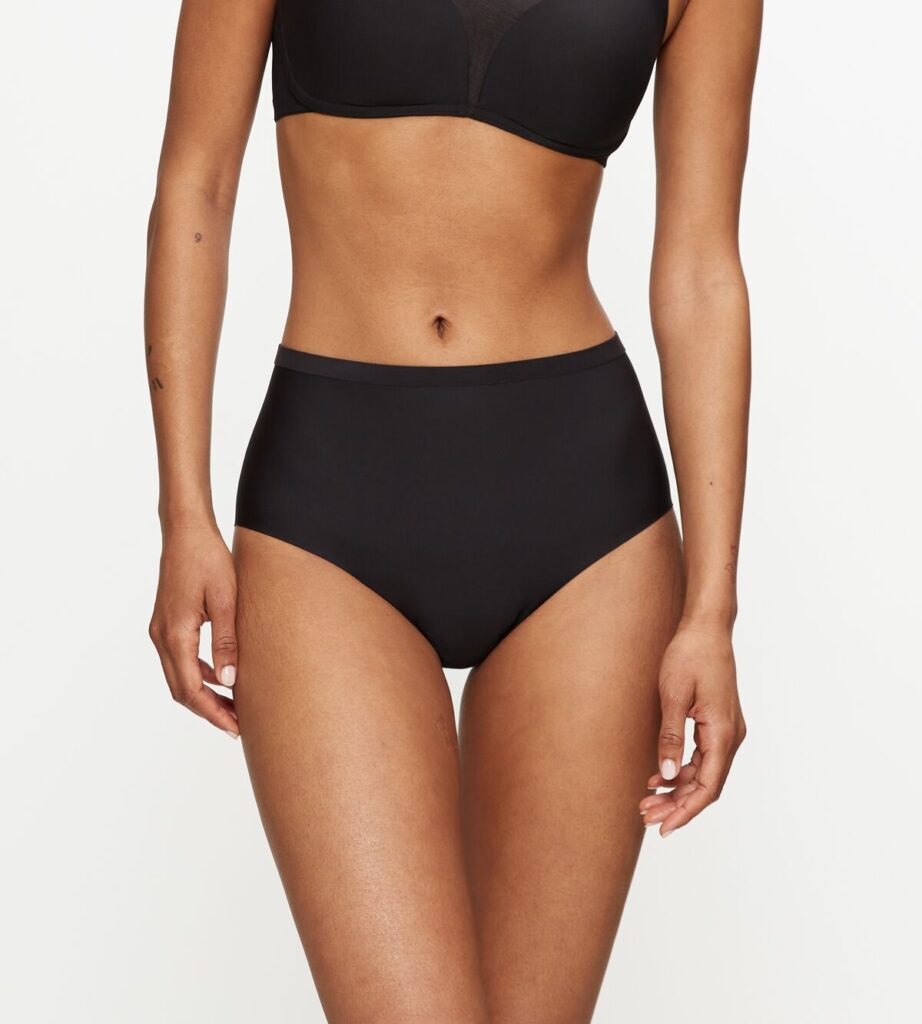 TRIUMPH SHAPE SMART MAXI Черный