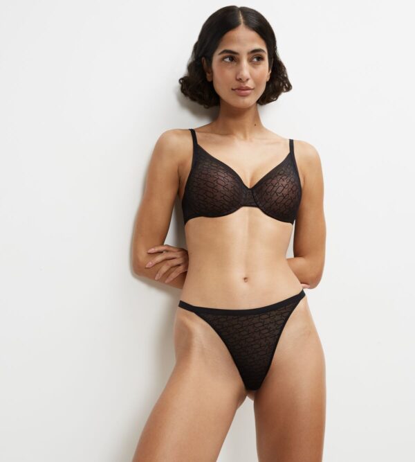 TRIUMPH SIGNATURE SHEER TRIUMPH SIGNATURE SHEER WHP EX Черный