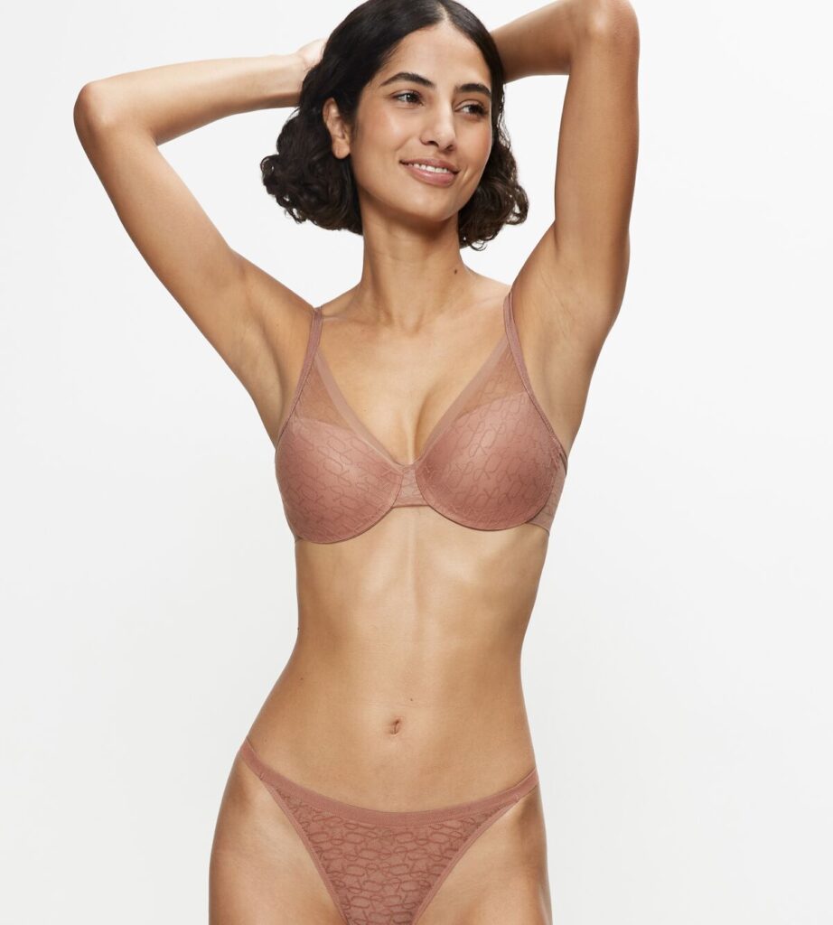 TRIUMPH SIGNATURE SHEER WHP EX Миндальный