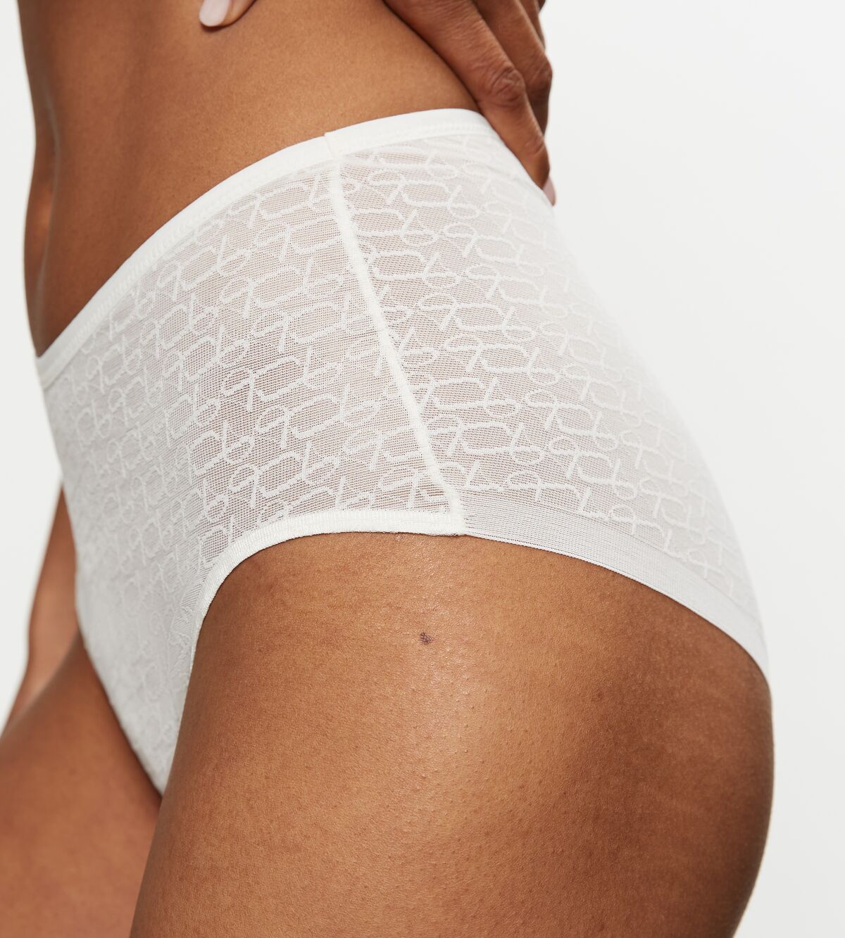 TRIUMPH SIGNATURE SHEER MAXI EX Молочный
