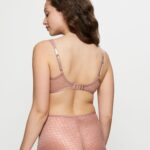 TRIUMPH SIGNATURE SHEER TRIUMPH SIGNATURE SHEER W01 EX Миндальный