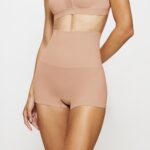 TRIUMPH SOFT SСULPT TRIUMPH SOFT SСULPT BANDEAU SHORT Нейтр.бежевый