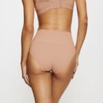 TRIUMPH SOFT SСULPT TRIUMPH SOFT SСULPT BANDEAU MAXI Нейтр.бежевый