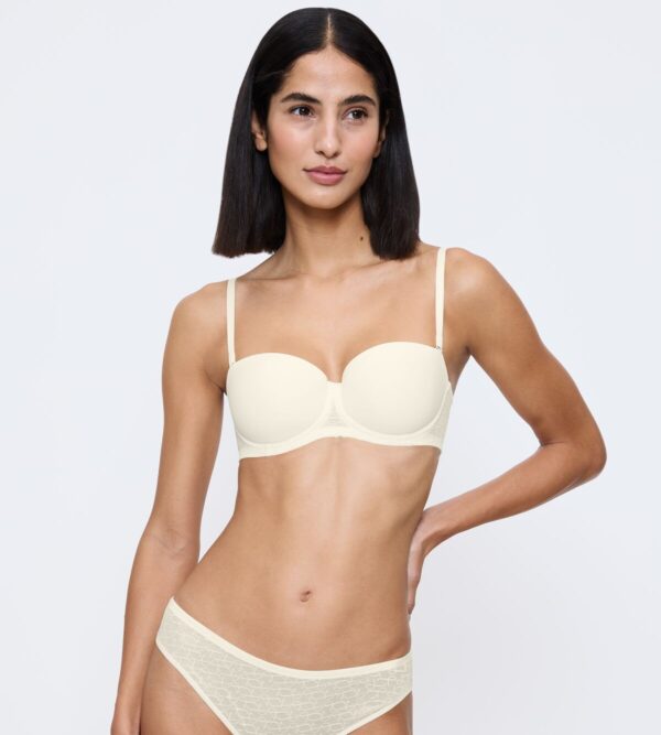 TRIUMPH SIGNATURE SHEER TRIUMPH SIGNATURE SHEER WDP Молочный