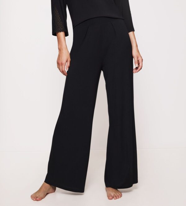 AURA SPOTLIGHT TROUSERS Черный