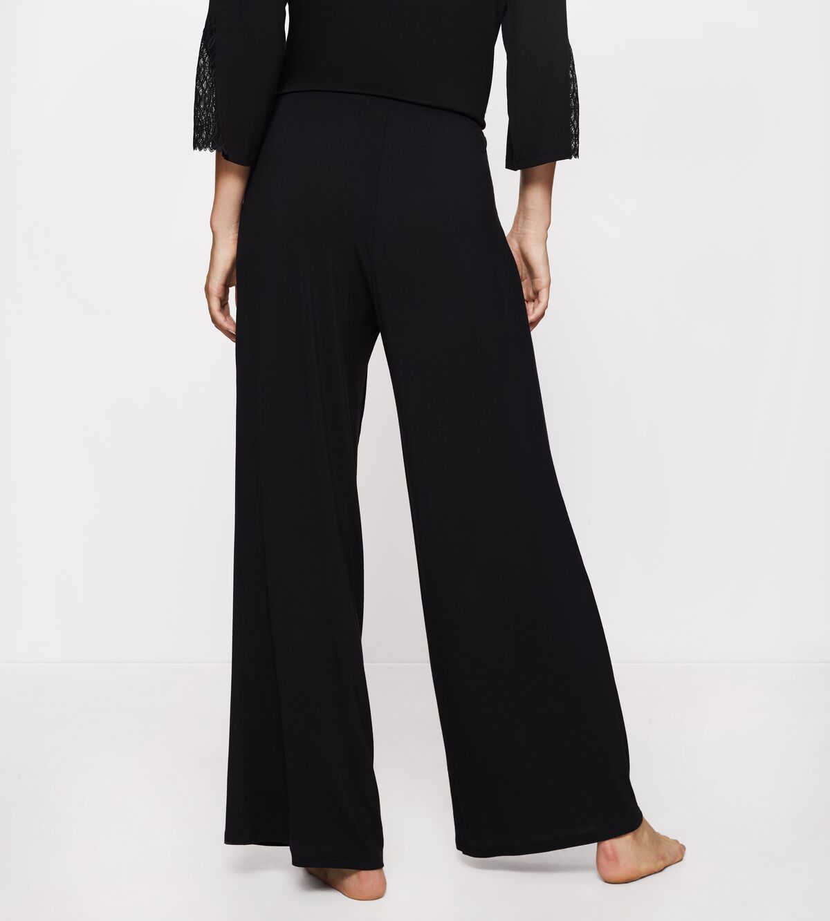AURA SPOTLIGHT TROUSERS Черный