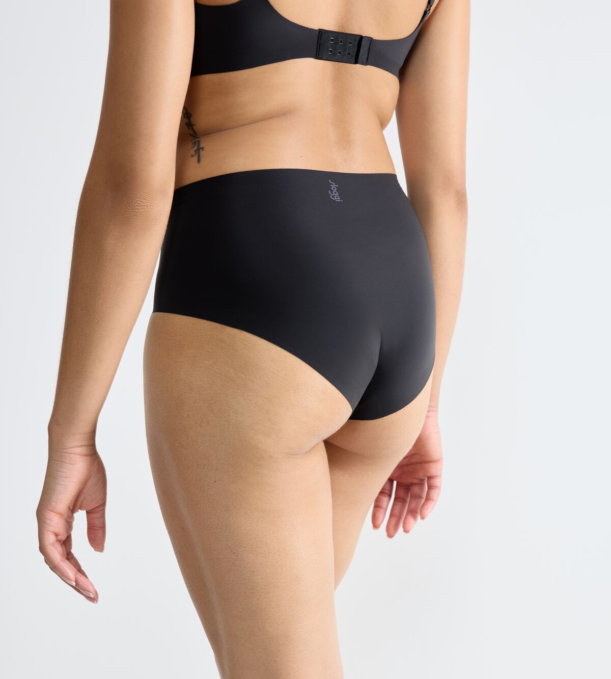 SLOGGI ZERO FEEL 2.0 HIGH WAIST Черный