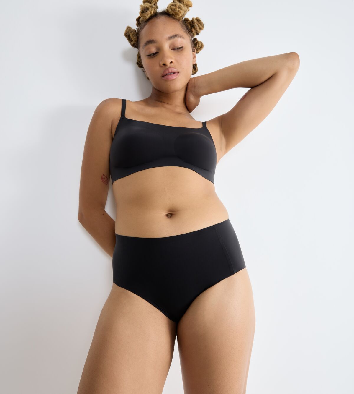 SLOGGI ZERO FEEL 2.0 HIGH WAIST Черный