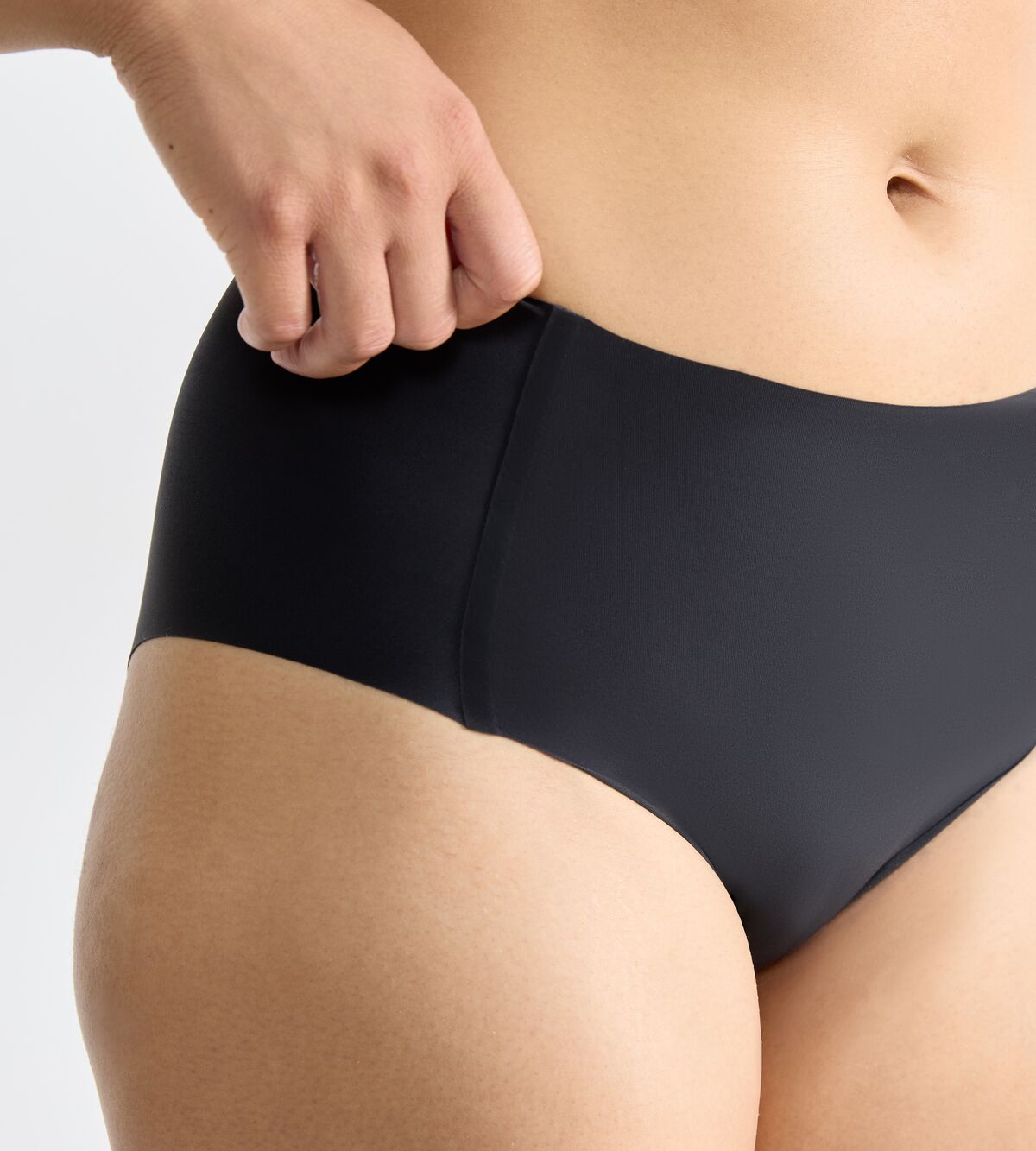 SLOGGI ZERO FEEL 2.0 HIGH WAIST Черный