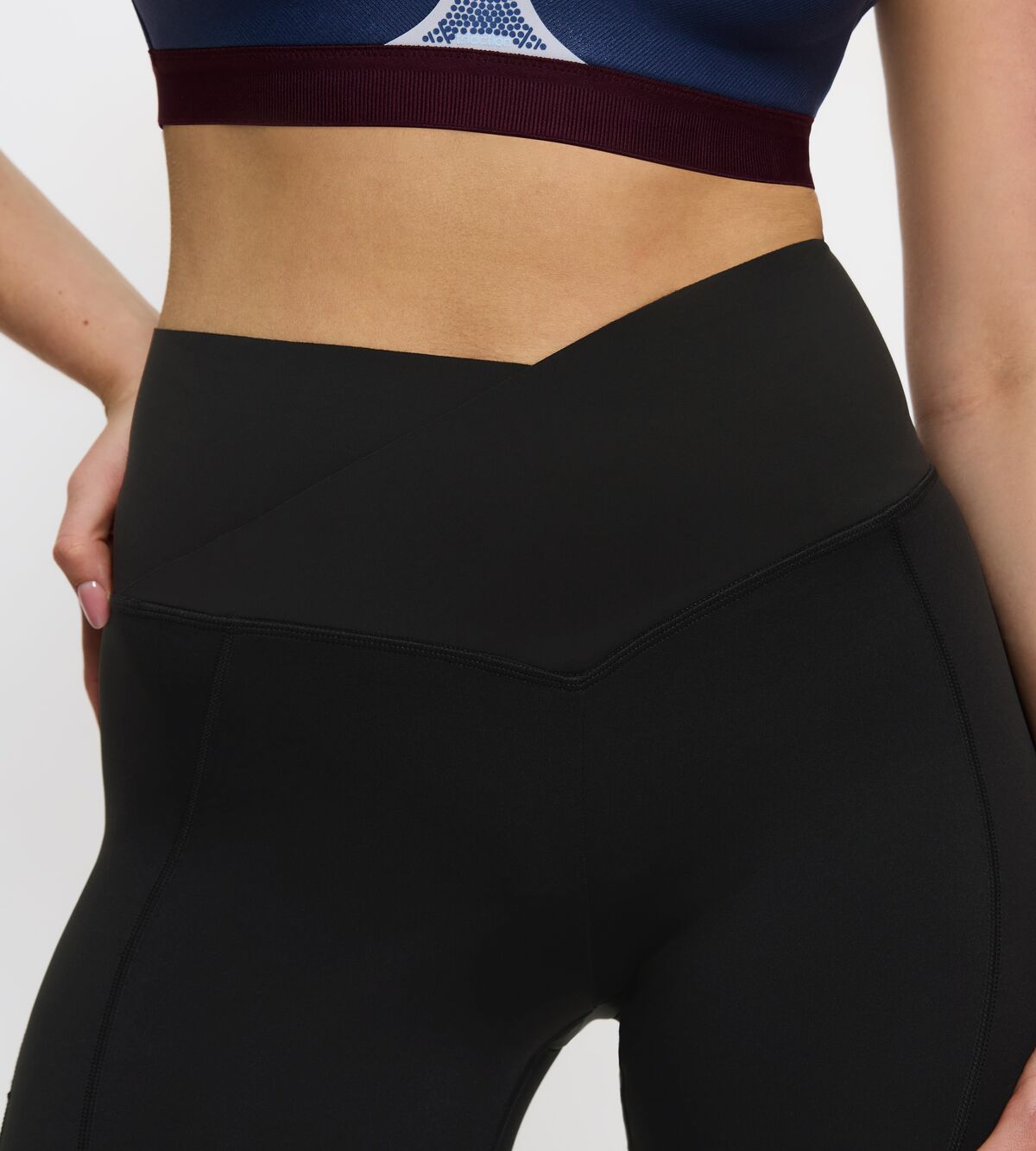 CARDIO RTW HIGH-RISE LEGGINGS Черный