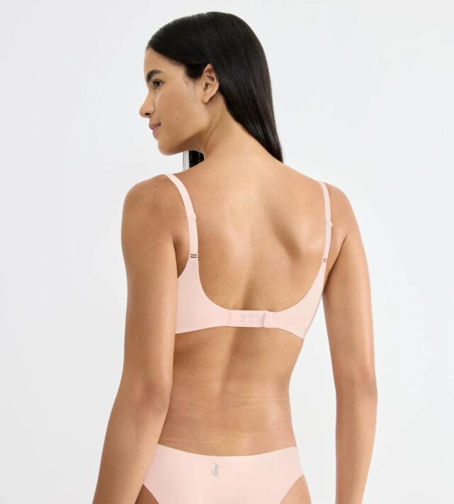 Бюстгальтер без косточек