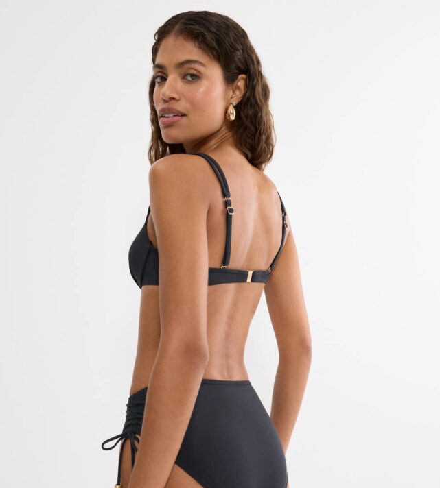 Бюстгальтер от купальника