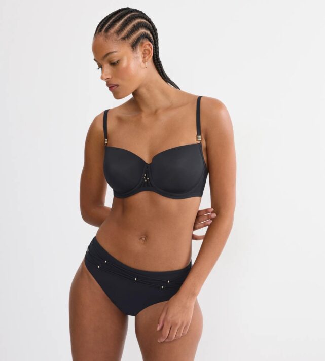 Бюстгальтер от купальника