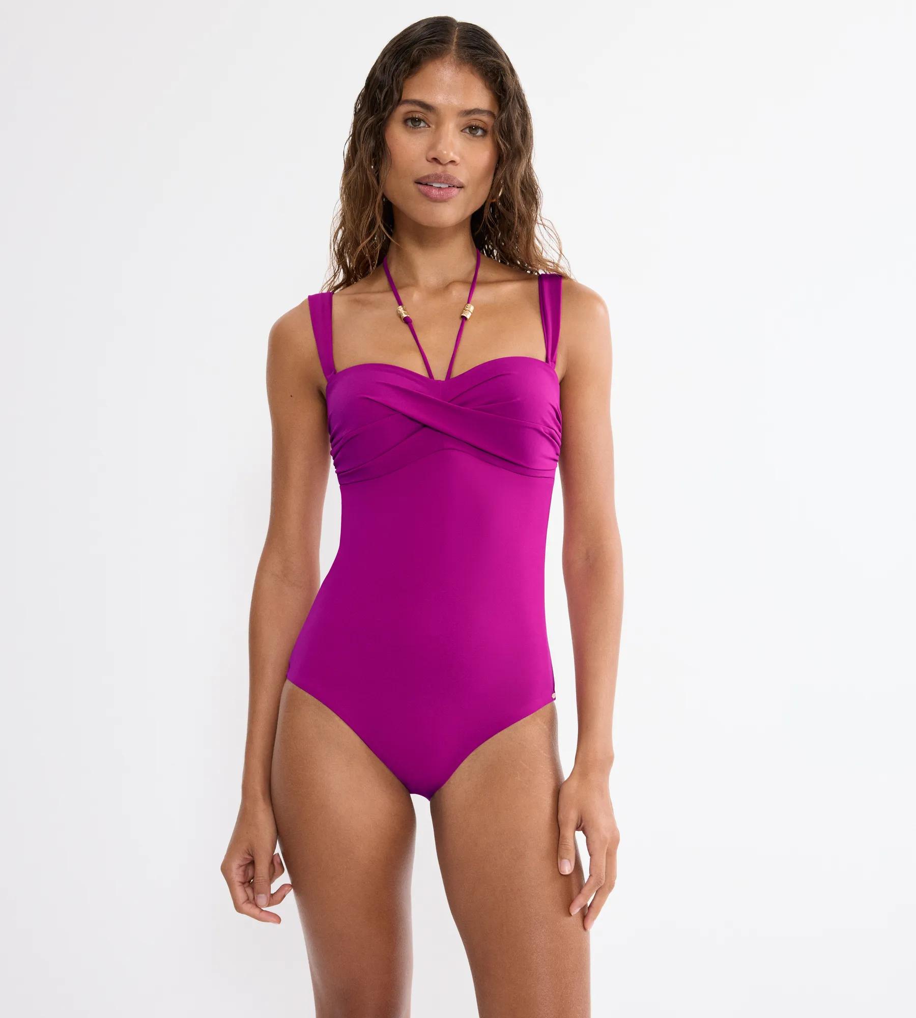 Слитный купальник