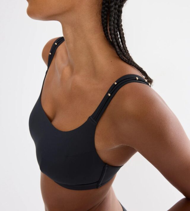 Бюстгальтер от купальника