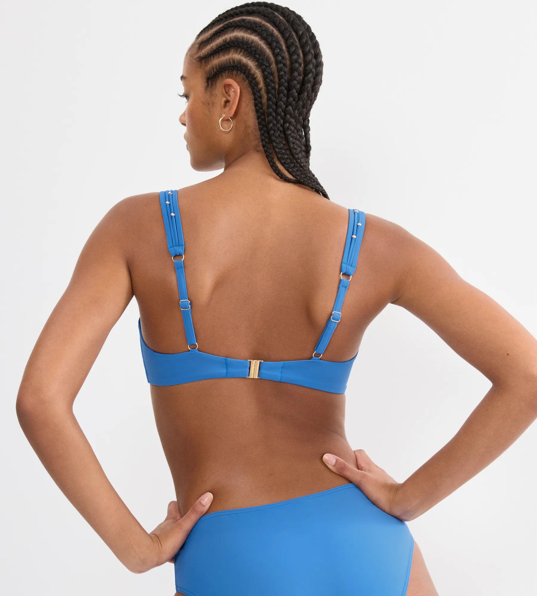 Бюстгальтер от купальника