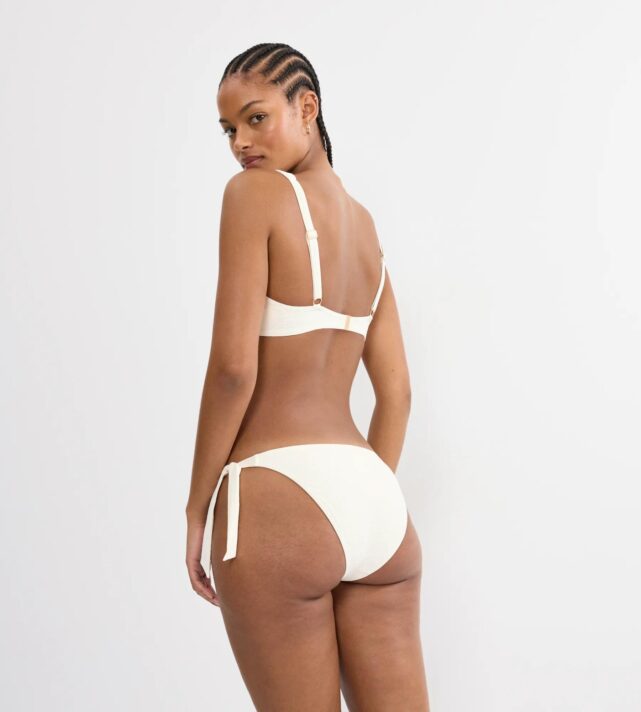 Бюстгальтер от купальника