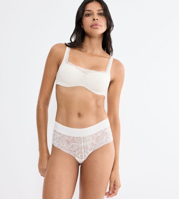 BODY MAKE-UP ILLUSION LACE